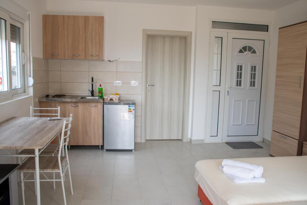 Bay Leaf Apartments Kotor Exterior foto